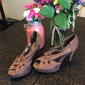Simply Vera Vera Wang Heels